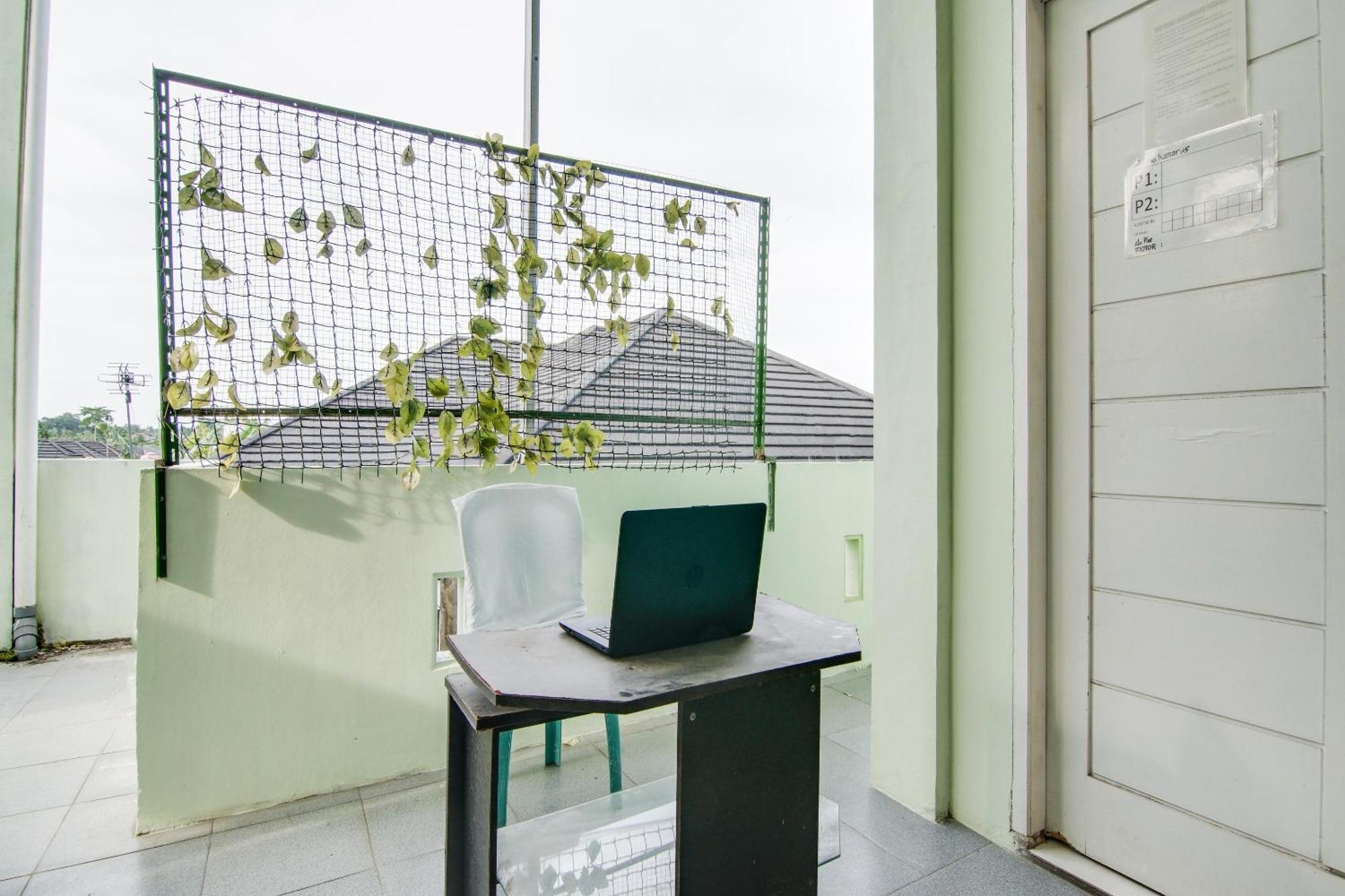 Spot On 91858 Raja Homestay Syariah Pekanbaru Kültér fotó